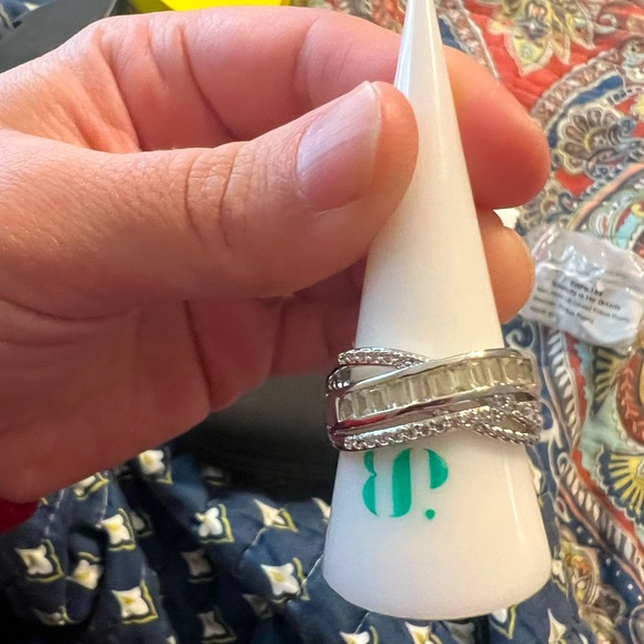 Bomb Party Ring - Picture 1 of 2